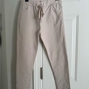Elegant Beige Skinny Jeans with Sparkle Accents